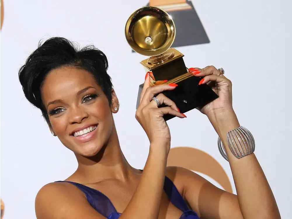 Rihanna Net Worth 