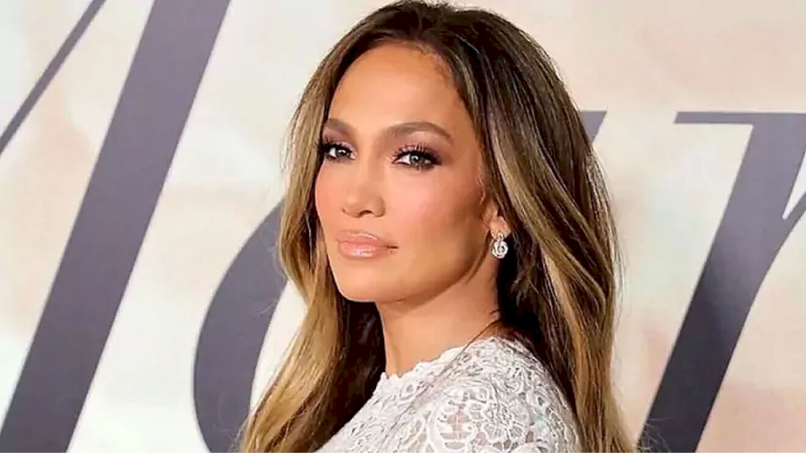 What is Jennifer Lopez's Net Worth in 2023?
